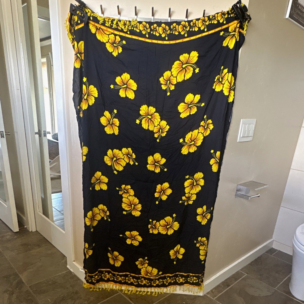 Unity Trading Hawaii Black Yellow Floral Tasseled Shawl Wrap Sarong Cover-Up